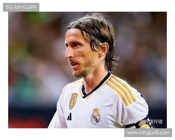 罗姓足球球星盘点:从世界足坛到中国足球的杰出代表 罗姓足球球星盘点:从世界足坛到中国足球的杰出代表